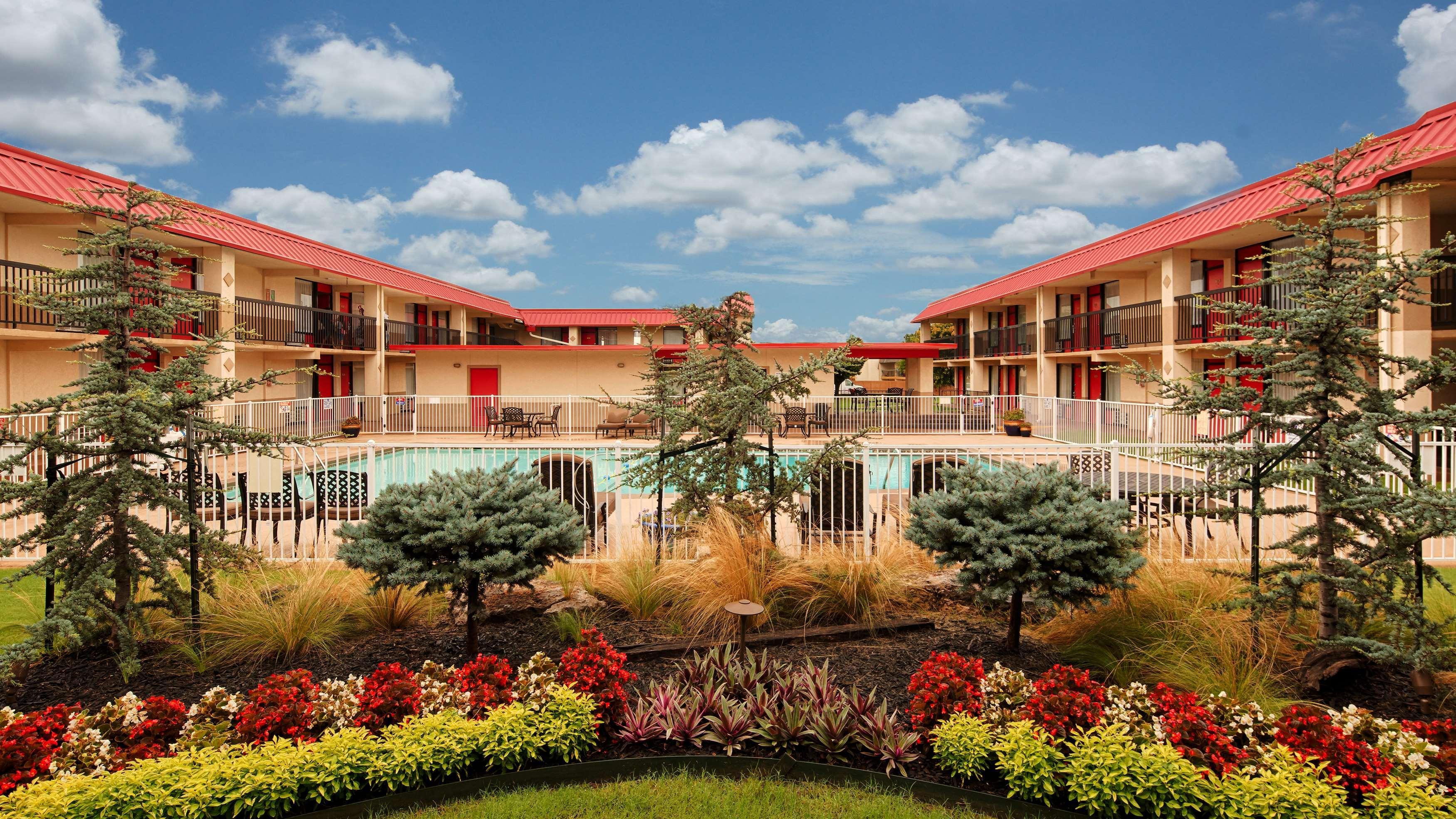 Best Western Tulsa Airport Buitenkant foto