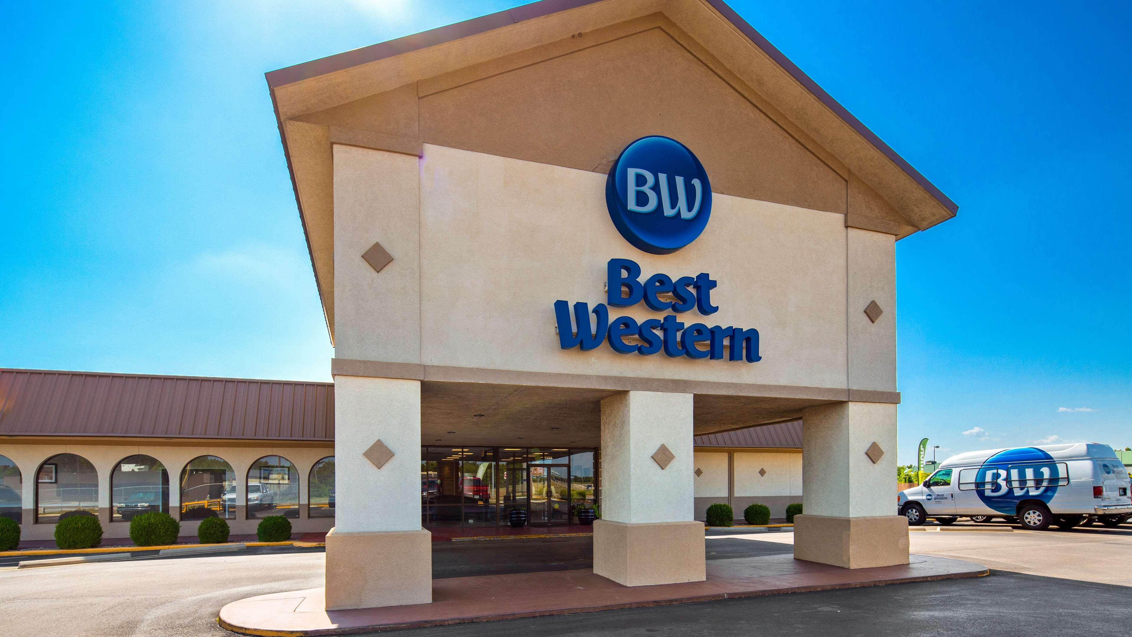 Best Western Tulsa Airport Buitenkant foto