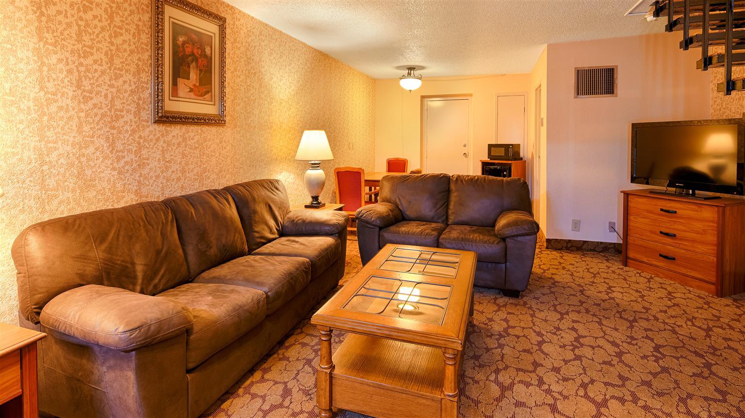 Best Western Tulsa Airport Buitenkant foto