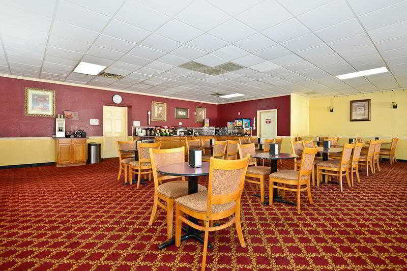 Best Western Tulsa Airport Buitenkant foto