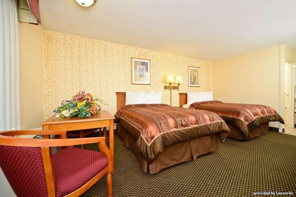 Best Western Tulsa Airport Buitenkant foto